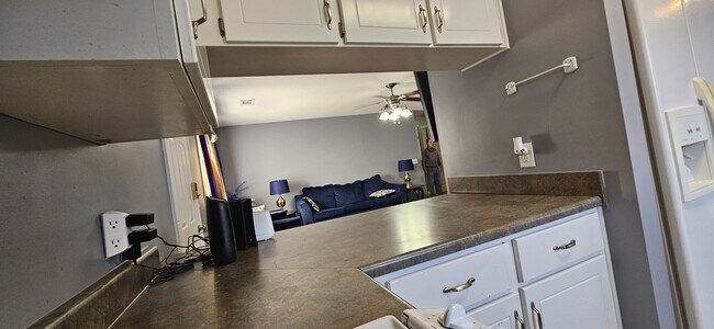 Building Photo - 312 Joe Walding Dr