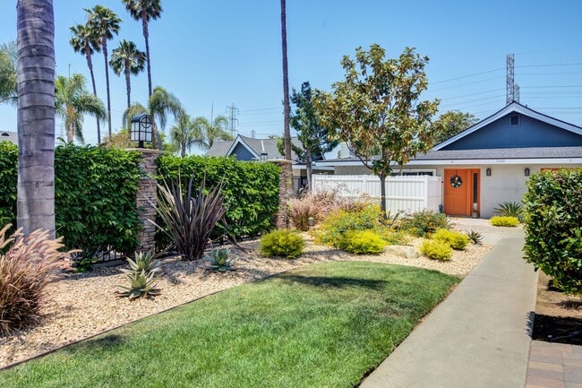 Building Photo - Lantern Bay Apartment Homes