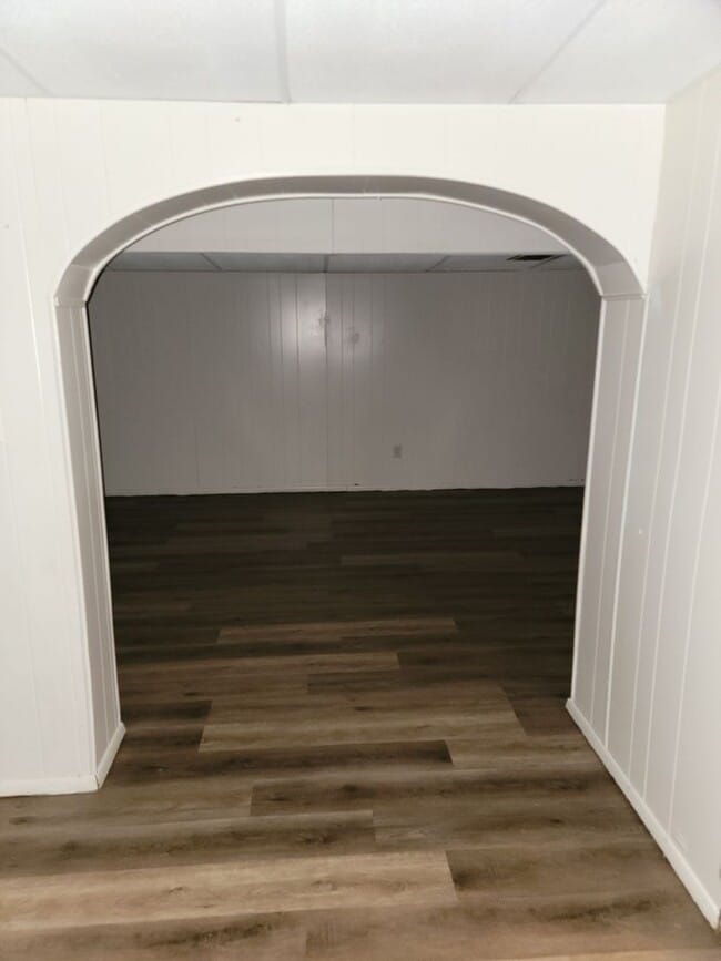 Building Photo - Nice House for Rent in Creve Coeur