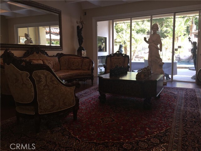Primary Photo - 10715 Plumas Way