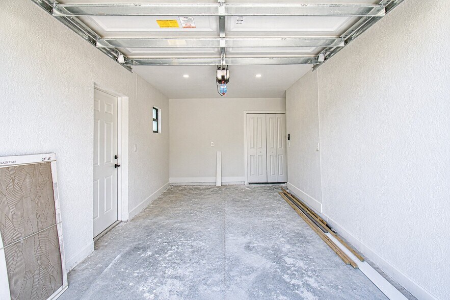 Building Photo - 2200 Bunker Rd