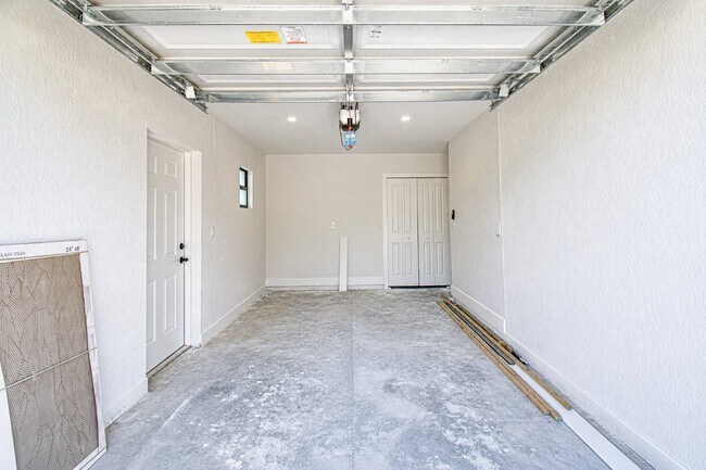 Building Photo - 2200 Bunker Rd