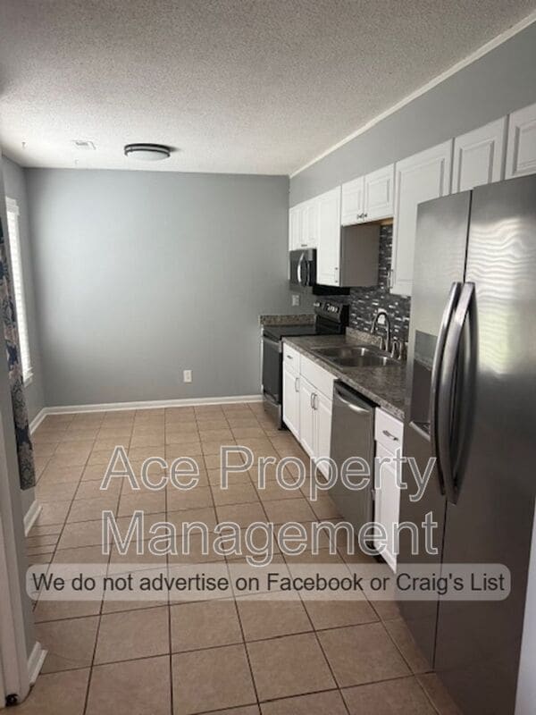 Building Photo - 5974 Brookcliff Rd