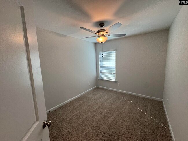 Building Photo - 2038 Armada Rd