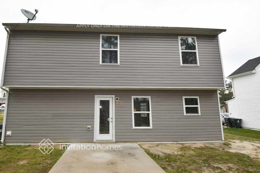 Building Photo - 2402 King Malcolm Ln