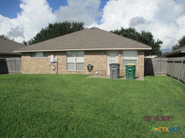 Building Photo - 104 Gemini Ct