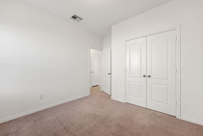 Building Photo - 31335 Horseshoe Meadow Bend Ln