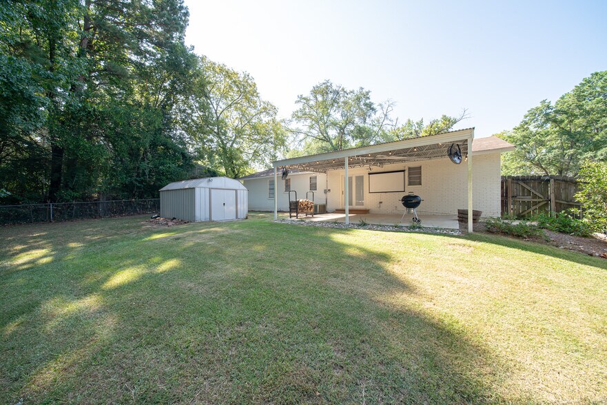 Building Photo - 1413 Steeple Ct