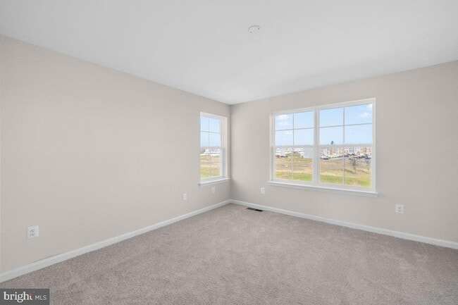 Building Photo - 569 Seeback Dr