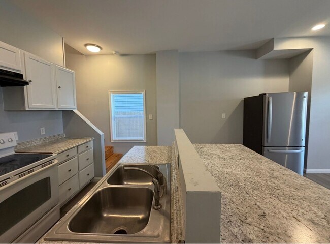 Building Photo - 1756-1756 S Delaware St