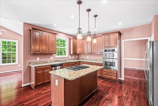 Building Photo - CLOSE TO I-95 & QUANTICO!