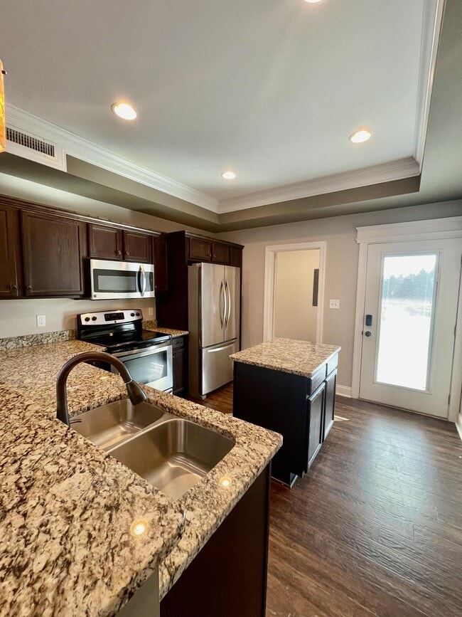Building Photo - 211 Capstone Dr