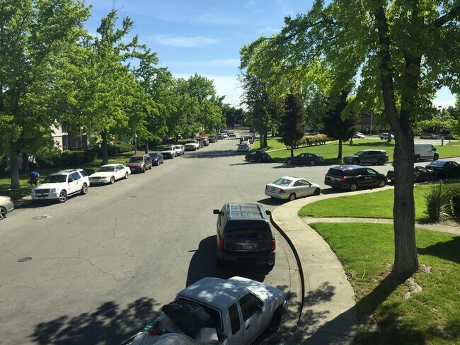 Street View - 1737 Ross Cir