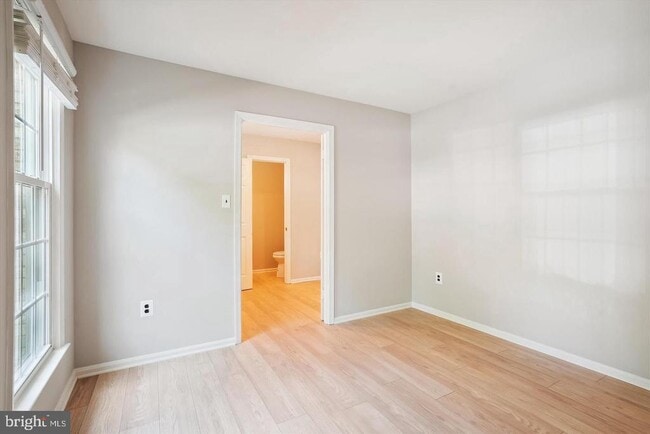 Building Photo - 8021 Bethelen Woods Ln