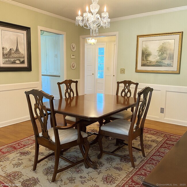 Building Photo - 35 Marwick Manor