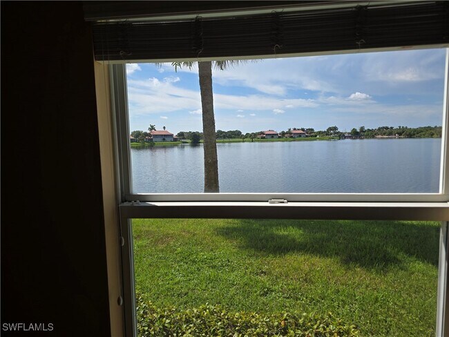 Building Photo - 25069 Peacock Ln