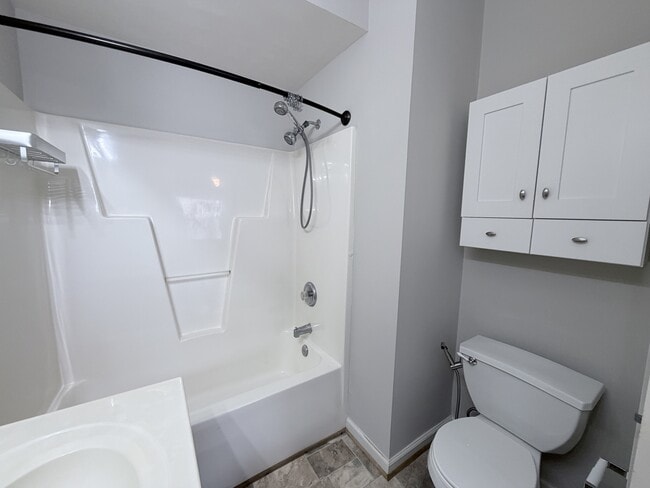 Building Photo - 2396 Bizzone Cir