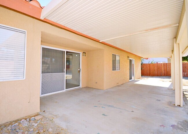 Building Photo - Charming 3-Bed, 2-Bath Home. - 1306 Sq Ft of Comfort in Cathedral City!"