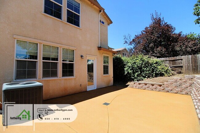 Building Photo - 2109 Vienna Way