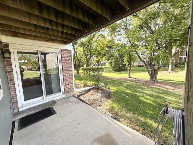 Building Photo - 602 Stone Cir Ct