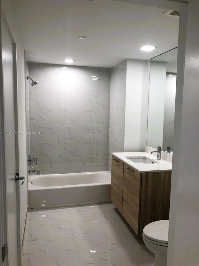Building Photo - 16385 Biscayne Blvd