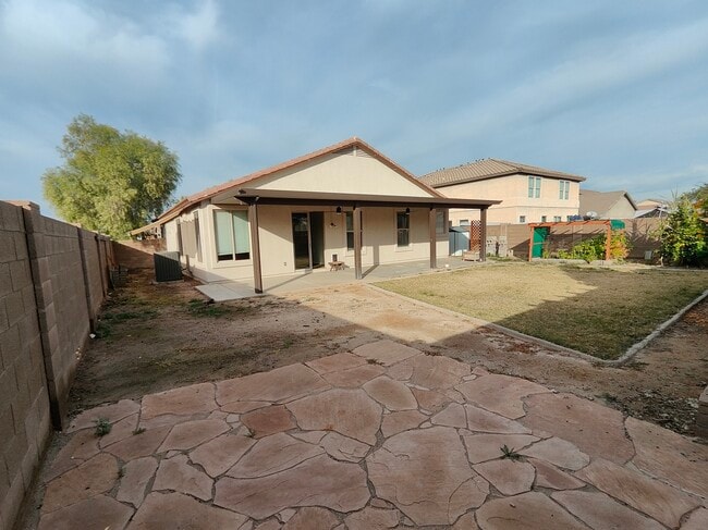 Building Photo - 7417 S 30th Ave