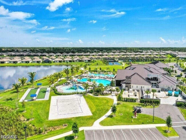 Building Photo - 10883 Timber Creek Dr
