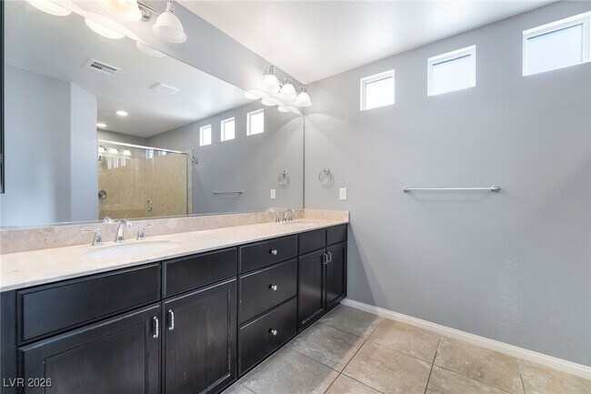 Building Photo - 5793 Rolling Dale Ave