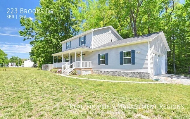 Building Photo - 223 Brooks Dr