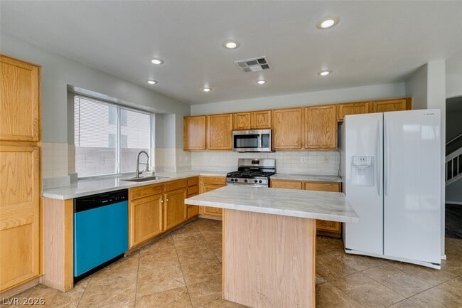 Building Photo - 7809 Calico Flower Ave