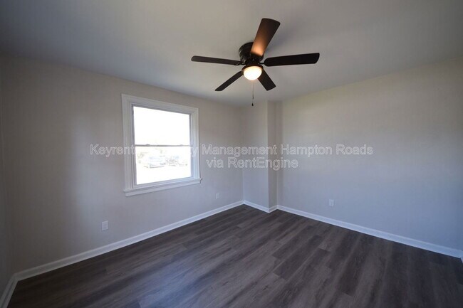 Building Photo - 18 E Gilbert St