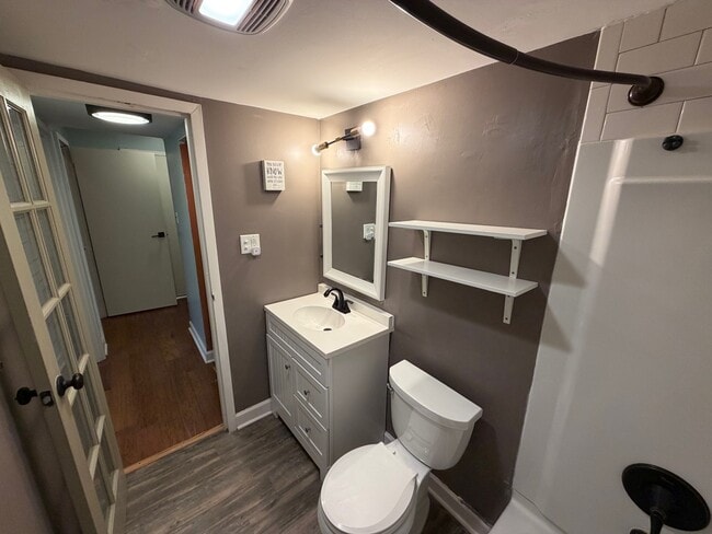 Building Photo - 4000 Gypsy Ln