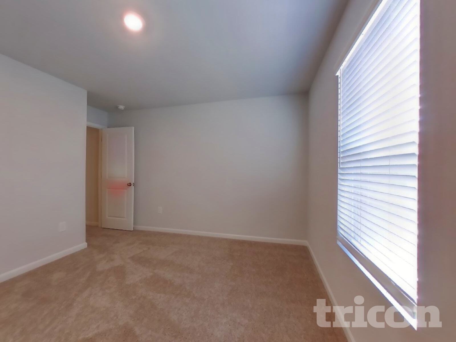 Building Photo - 561 Fairview Oak Pl