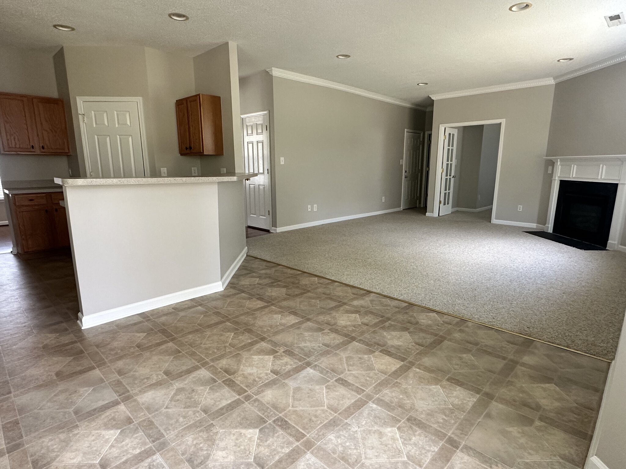 Building Photo - 8017 Hill-N-Dale Dr