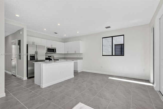 Building Photo - 13862 SW 262nd St