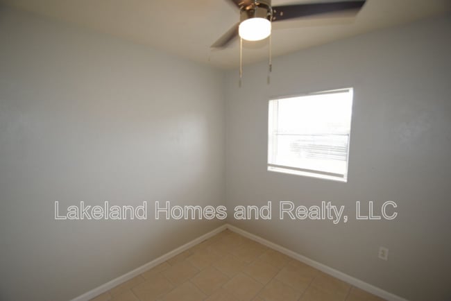 Building Photo - 1213 W Patterson St