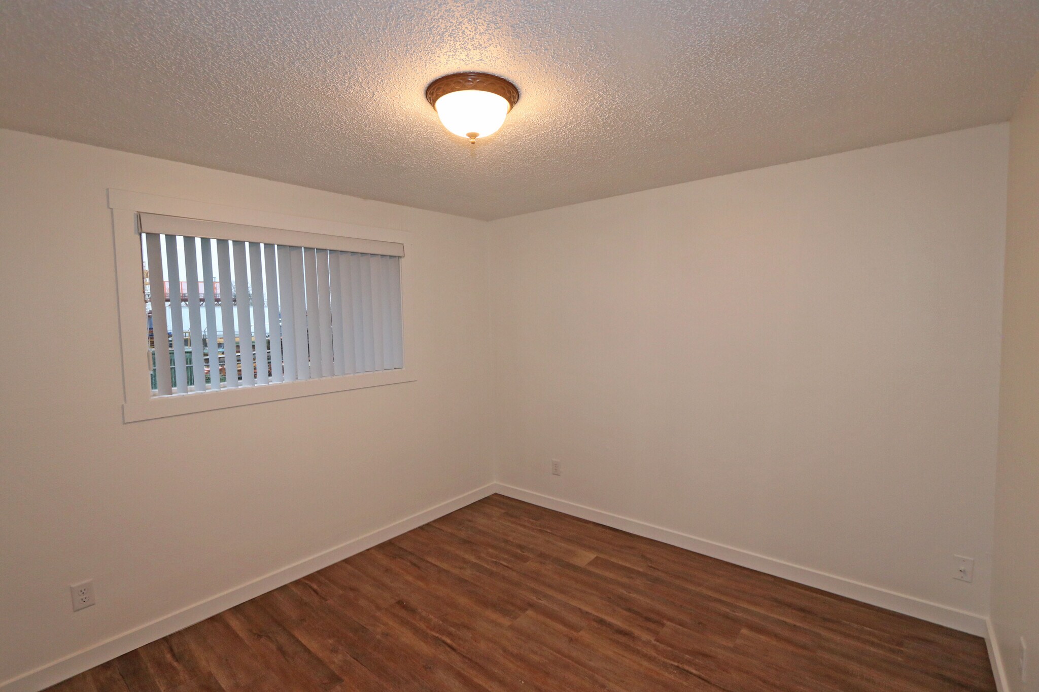 Building Photo - 1647 Salishan St SE