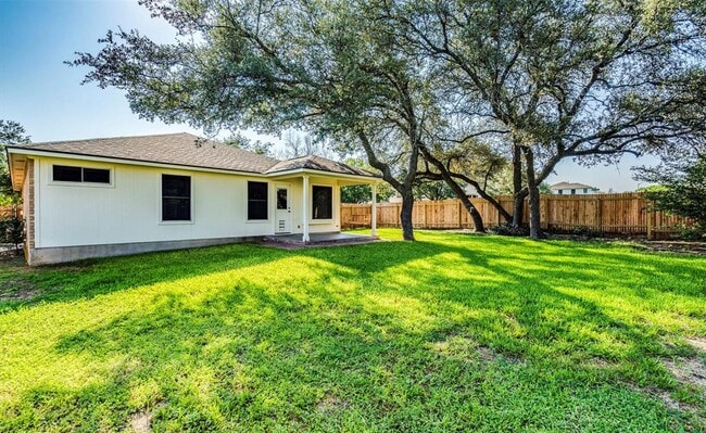 Building Photo - 2901 Rainy River Dr