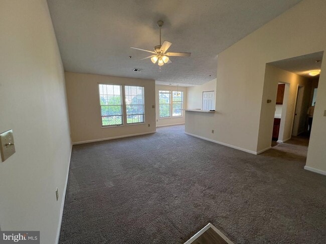Building Photo - 703 Orchard Overlook