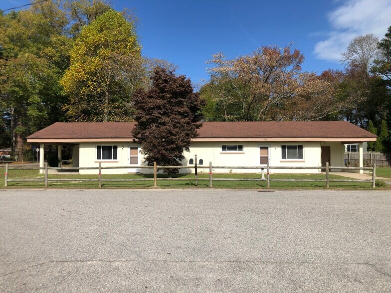 Primary Photo - 5602 Shorewood Ln