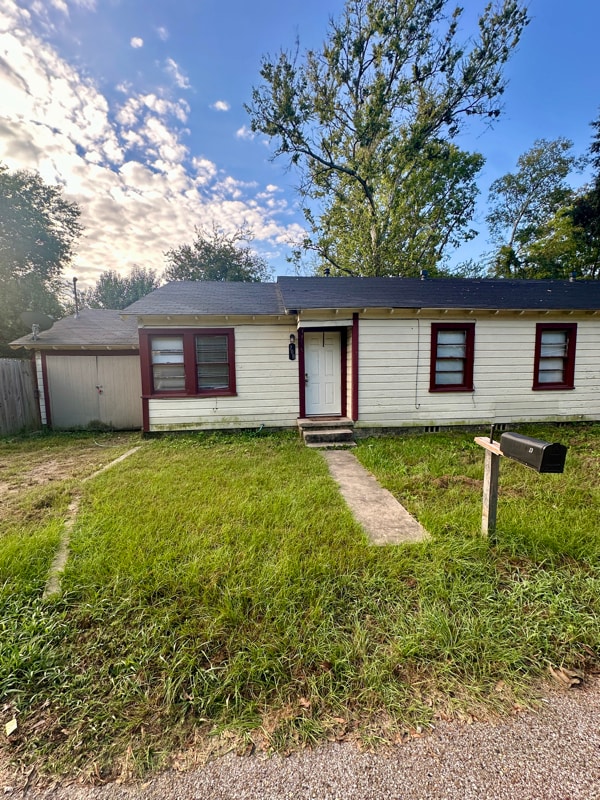 Building Photo - 706-708-708 Ridgelea Ave