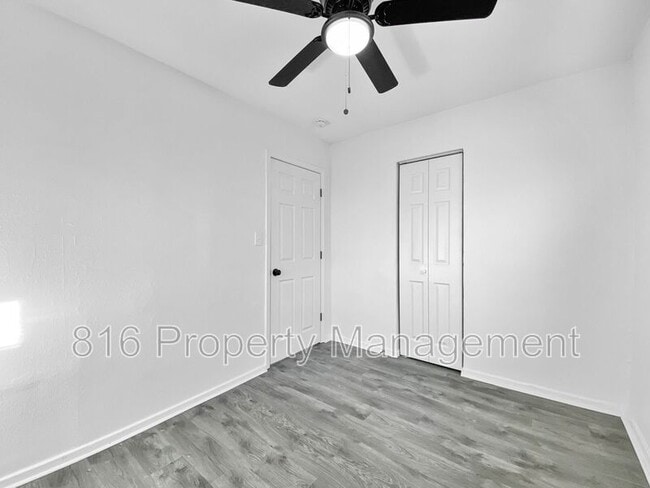 Building Photo - 2918 S 51st St