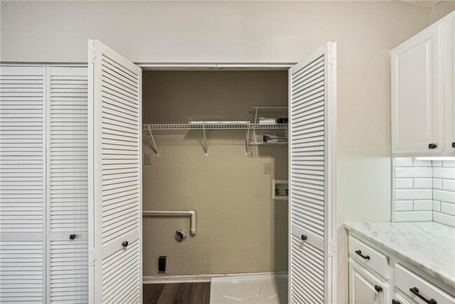 Building Photo - 1371 Keys Crossing Dr NE