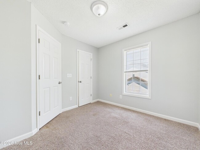Building Photo - 17 Brantley Cir