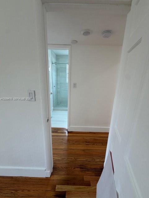 Building Photo - 15 Sidonia Ave