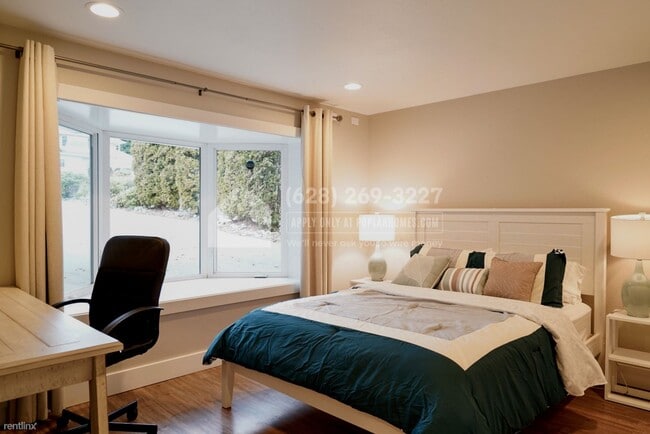 Building Photo - 4 br, 2 bath House - 1002 43rd St NW -
