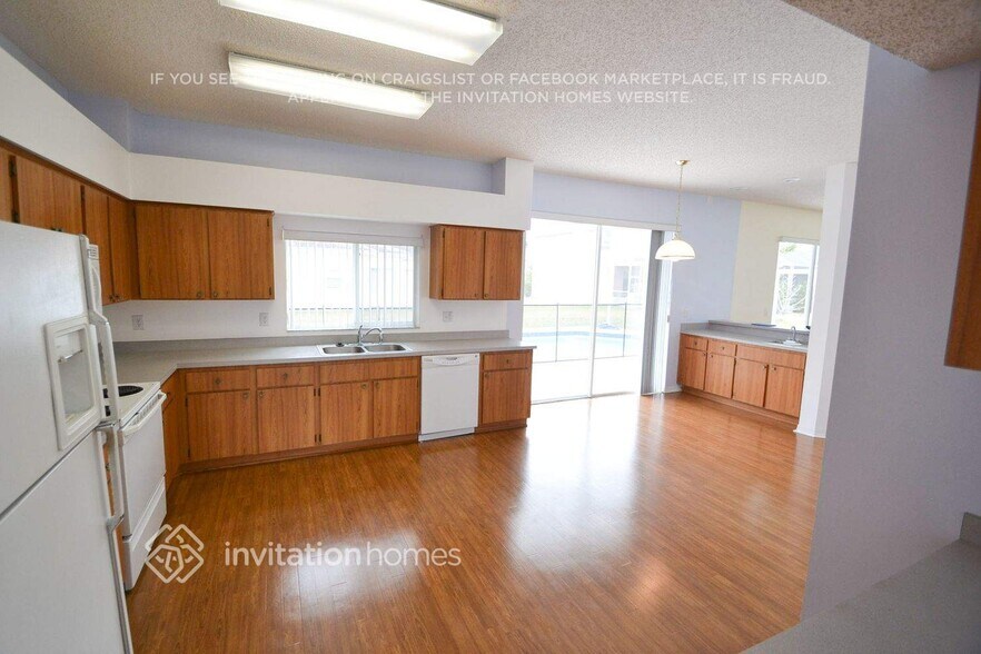 Building Photo - 13032 St Filagree Dr