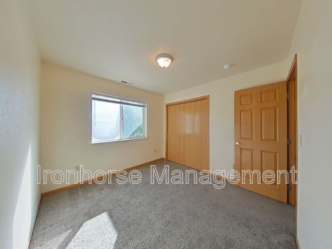 Building Photo - 2491 Wheeler Dr