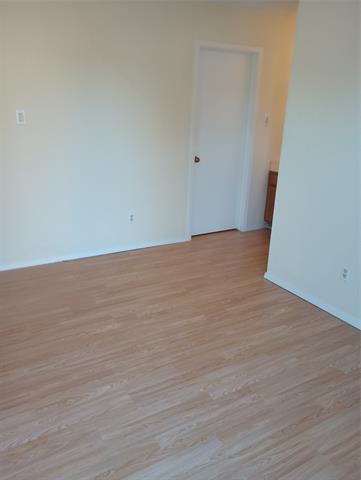 Building Photo - 2500 E Park Blvd