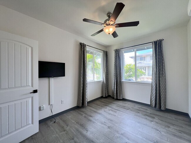 Building Photo - Mehana at Kapolei - 3 BR / 2 BA Single Family Home with Split AC and Enclosed Garage
